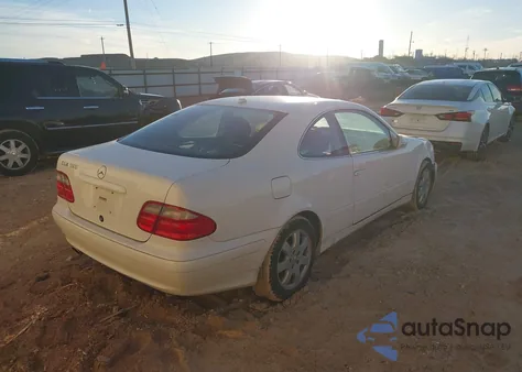2002 Mercedes-Benz Clk 320 из США, поврежденный, VIN WDBLJ65G52T128155